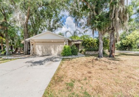 3907 THORNBUSH LANE, NEW PORT RICHEY, Florida 34655, 3 Bedrooms Bedrooms, ,2 BathroomsBathrooms,Residential,For Sale,THORNBUSH,MFRT3531118