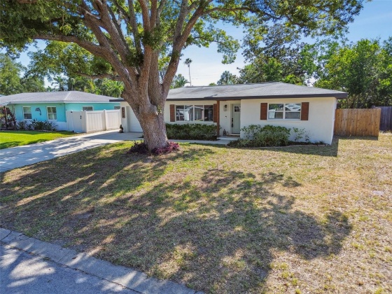 7664 115TH STREET, SEMINOLE, Florida 33772, 3 Bedrooms Bedrooms, ,1 BathroomBathrooms,Residential,For Sale,115TH,MFRU8245704