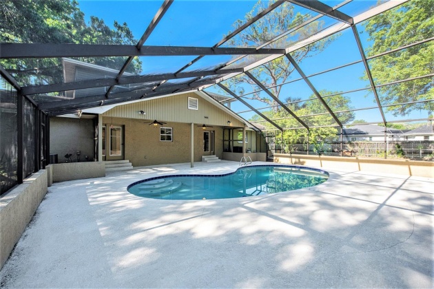 12805 HORSESHOE ROAD, TAMPA, Florida 33626, 5 Bedrooms Bedrooms, ,3 BathroomsBathrooms,Residential,For Sale,HORSESHOE,MFRT3519035