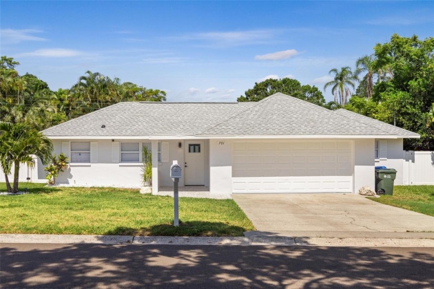 701 25TH STREET, LARGO, Florida 33770, 3 Bedrooms Bedrooms, ,2 BathroomsBathrooms,Residential,For Sale,25TH,MFRC7493701