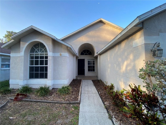 9045 EGRET COVE CIRCLE, RIVERVIEW, Florida 33578, 3 Bedrooms Bedrooms, ,2 BathroomsBathrooms,Residential,For Sale,EGRET COVE,MFRU8244920