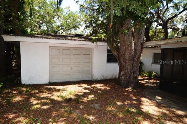 1697 VELMA DRIVE, LARGO, Florida 33770, 2 Bedrooms Bedrooms, ,2 BathroomsBathrooms,Residential,For Sale,VELMA,MFRU8245775