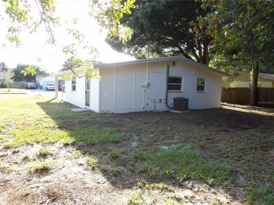 8561 MOCKINGBIRD LANE, SEMINOLE, Florida 33777, 4 Bedrooms Bedrooms, ,1 BathroomBathrooms,Residential,For Sale,MOCKINGBIRD,MFRU8245772