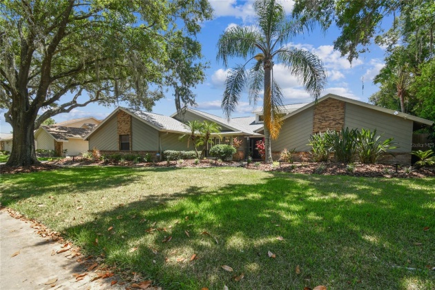 13618 DIAMOND HEAD DRIVE, TAMPA, Florida 33624, 4 Bedrooms Bedrooms, ,3 BathroomsBathrooms,Residential,For Sale,DIAMOND HEAD,MFRT3531388