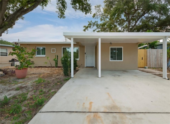 12087 105TH LANE, LARGO, Florida 33773, 3 Bedrooms Bedrooms, ,1 BathroomBathrooms,Residential,For Sale,105TH,MFRU8245830