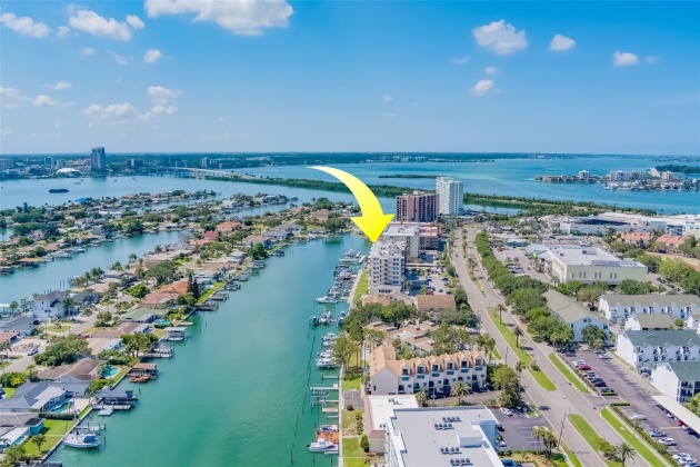 223 ISLAND WAY, CLEARWATER BEACH, Florida 33767, 2 Bedrooms Bedrooms, ,2 BathroomsBathrooms,Residential,For Sale,ISLAND,MFRU8245851