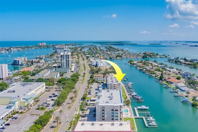 223 ISLAND WAY, CLEARWATER BEACH, Florida 33767, 2 Bedrooms Bedrooms, ,2 BathroomsBathrooms,Residential,For Sale,ISLAND,MFRU8245851