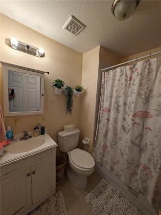 1908 POINSETTIA AVENUE, TAMPA, Florida 33612, 3 Bedrooms Bedrooms, ,2 BathroomsBathrooms,Residential,For Sale,POINSETTIA,MFRT3532579