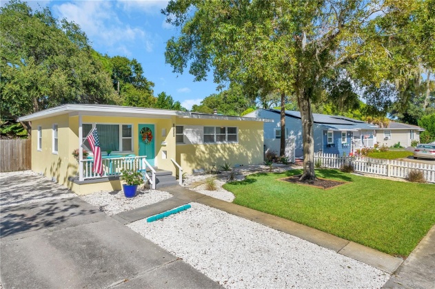 6453 5TH AVENUE, SAINT PETERSBURG, Florida 33710, 3 Bedrooms Bedrooms, ,2 BathroomsBathrooms,Residential,For Sale,5TH,MFRA4613280