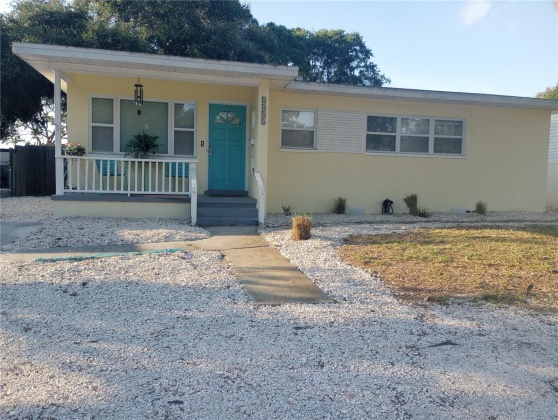 6453 5TH AVENUE, SAINT PETERSBURG, Florida 33710, 3 Bedrooms Bedrooms, ,2 BathroomsBathrooms,Residential,For Sale,5TH,MFRA4613280