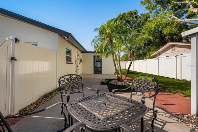 6500 28TH STREET, SAINT PETERSBURG, Florida 33712, 3 Bedrooms Bedrooms, ,2 BathroomsBathrooms,Residential,For Sale,28TH,MFRU8245898