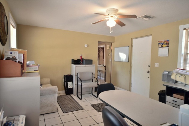 11697 WALSINGHAM ROAD, LARGO, Florida 33778, 1 Bedroom Bedrooms, ,1 BathroomBathrooms,Residential,For Sale,WALSINGHAM,MFRU8245740