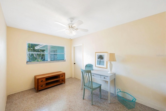 304 160TH TERRACE, REDINGTON BEACH, Florida 33708, 3 Bedrooms Bedrooms, ,2 BathroomsBathrooms,Residential,For Sale,160TH,MFRU8245868