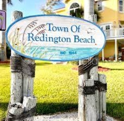 304 160TH TERRACE, REDINGTON BEACH, Florida 33708, 3 Bedrooms Bedrooms, ,2 BathroomsBathrooms,Residential,For Sale,160TH,MFRU8245868