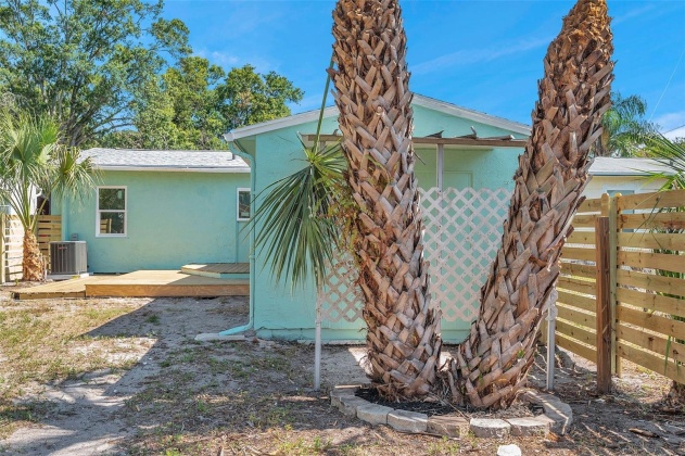 3736 4TH AVENUE, ST PETERSBURG, Florida 33713, 3 Bedrooms Bedrooms, ,2 BathroomsBathrooms,Residential,For Sale,4TH,MFRU8245304