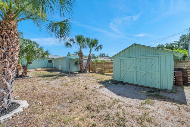 3736 4TH AVENUE, ST PETERSBURG, Florida 33713, 3 Bedrooms Bedrooms, ,2 BathroomsBathrooms,Residential,For Sale,4TH,MFRU8245304