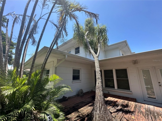 104 18TH STREET, BELLEAIR BEACH, Florida 33786, 4 Bedrooms Bedrooms, ,4 BathroomsBathrooms,Residential,For Sale,18TH,MFRA4613307