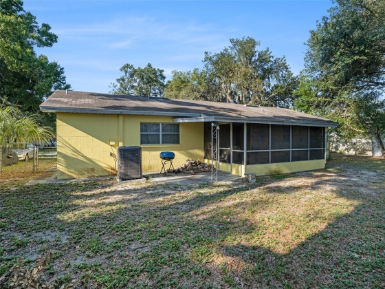 1016 HALLWOOD LOOP, BRANDON, Florida 33511, 3 Bedrooms Bedrooms, ,2 BathroomsBathrooms,Residential,For Sale,HALLWOOD,MFRT3532782