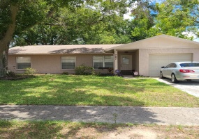 707 GATEWAY LANE, TAMPA, Florida 33613, 3 Bedrooms Bedrooms, ,2 BathroomsBathrooms,Residential,For Sale,GATEWAY,MFRT3533614