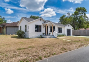 8524 HIGHLAND AVENUE, TAMPA, Florida 33604, 3 Bedrooms Bedrooms, ,1 BathroomBathrooms,Residential,For Sale,HIGHLAND,MFRT3533387