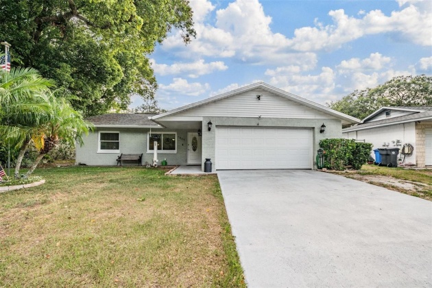 1405 OAK VALLEY DRIVE, SEFFNER, Florida 33584, 4 Bedrooms Bedrooms, ,2 BathroomsBathrooms,Residential,For Sale,OAK VALLEY,MFRT3533612