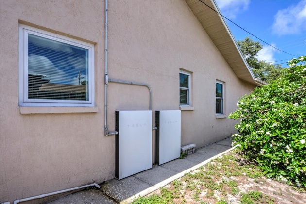 29782 69TH STREET, CLEARWATER, Florida 33761, 3 Bedrooms Bedrooms, ,3 BathroomsBathrooms,Residential,For Sale,69TH,MFRU8246567