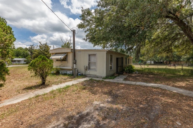 19204 DOVE ROAD, LAND O LAKES, Florida 34638, 3 Bedrooms Bedrooms, ,1 BathroomBathrooms,Residential,For Sale,DOVE,MFRT3533815
