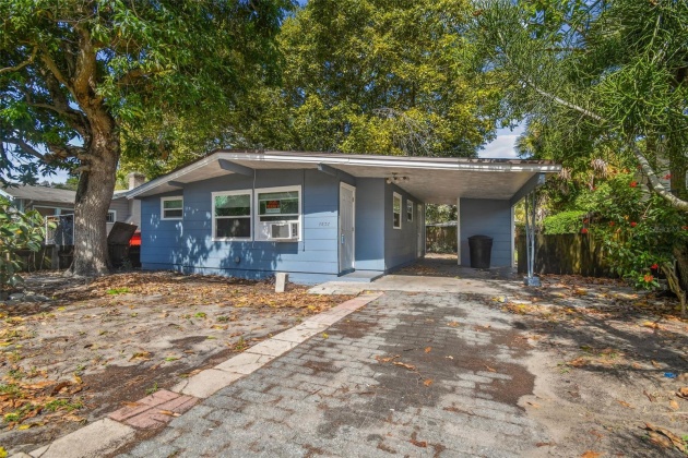 1837 QUINCY STREET, SAINT PETERSBURG, Florida 33711, 4 Bedrooms Bedrooms, ,2 BathroomsBathrooms,Residential,For Sale,QUINCY,MFRU8246675