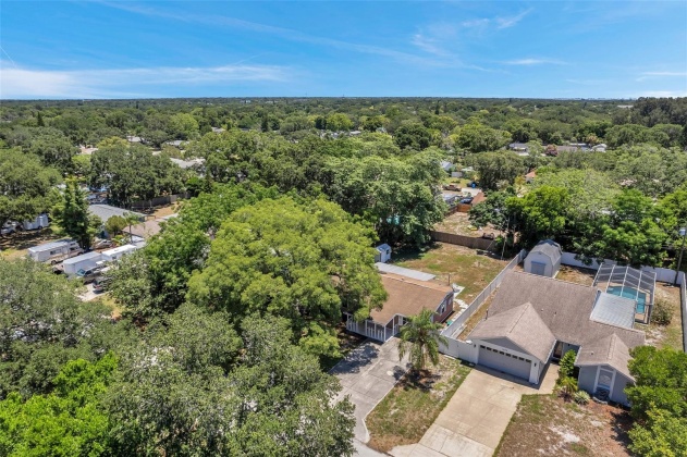 1525 JEFFERSON AVENUE, CLEARWATER, Florida 33756, 4 Bedrooms Bedrooms, ,2 BathroomsBathrooms,Residential,For Sale,JEFFERSON,MFRU8246666