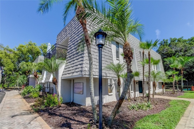 708 LYNDHURST STREET, DUNEDIN, Florida 34698, 1 Bedroom Bedrooms, ,1 BathroomBathrooms,Residential,For Sale,LYNDHURST STREET,MFRU8246695