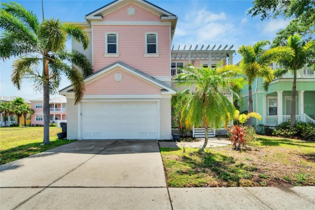 6575 SIMONE SHORES CIRCLE, APOLLO BEACH, Florida 33572, 4 Bedrooms Bedrooms, ,3 BathroomsBathrooms,Residential,For Sale,SIMONE SHORES,MFRT3533436