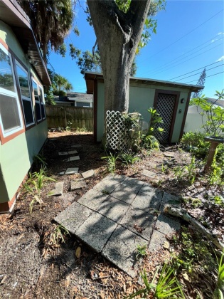 3221 17TH STREET, ST PETERSBURG, Florida 33713, 2 Bedrooms Bedrooms, ,1 BathroomBathrooms,Residential,For Sale,17TH,MFRT3533734