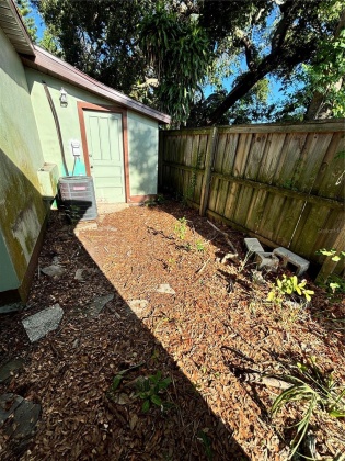 3221 17TH STREET, ST PETERSBURG, Florida 33713, 2 Bedrooms Bedrooms, ,1 BathroomBathrooms,Residential,For Sale,17TH,MFRT3533734