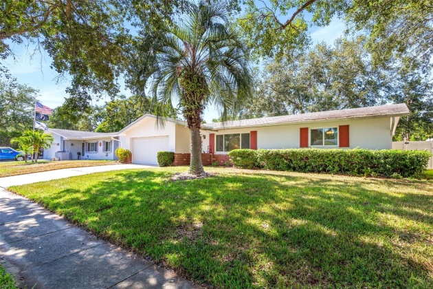 2246 CLAIBORNE DRIVE, CLEARWATER, Florida 33764, 2 Bedrooms Bedrooms, ,2 BathroomsBathrooms,Residential,For Sale,CLAIBORNE,MFRU8246681