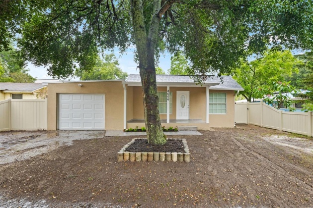 8606 CENTRAL AVENUE, TAMPA, Florida 33604, 2 Bedrooms Bedrooms, ,1 BathroomBathrooms,Residential,For Sale,CENTRAL,MFRT3534402