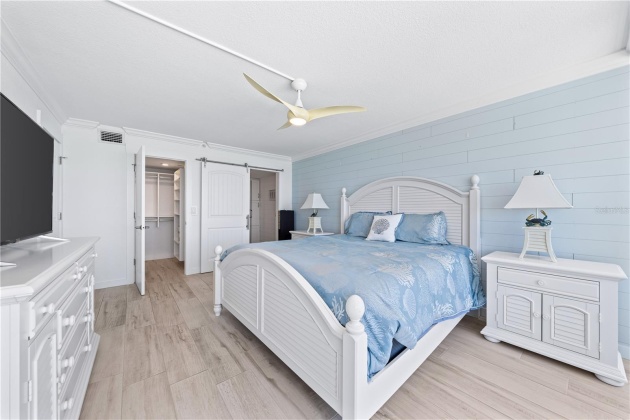 17900 GULF BOULEVARD, REDINGTON SHORES, Florida 33708, 2 Bedrooms Bedrooms, ,2 BathroomsBathrooms,Residential,For Sale,GULF,MFRA4614059