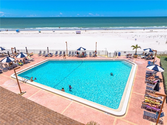 17900 GULF BOULEVARD, REDINGTON SHORES, Florida 33708, 2 Bedrooms Bedrooms, ,2 BathroomsBathrooms,Residential,For Sale,GULF,MFRA4614059