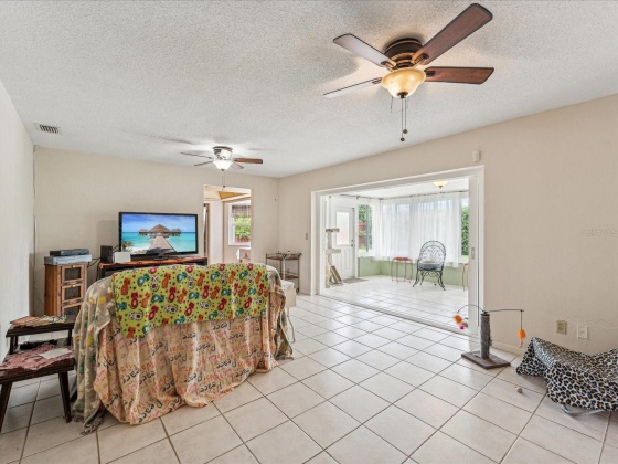 101 HARBOR BLUFF DRIVE, LARGO, Florida 33770, 3 Bedrooms Bedrooms, ,2 BathroomsBathrooms,Residential,For Sale,HARBOR BLUFF,MFRU8246792