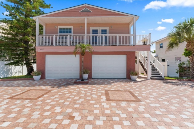 16253 GULF BOULEVARD, REDINGTON BEACH, Florida 33708, 3 Bedrooms Bedrooms, ,2 BathroomsBathrooms,Residential,For Sale,GULF,MFRT3532559