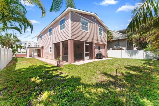 16253 GULF BOULEVARD, REDINGTON BEACH, Florida 33708, 3 Bedrooms Bedrooms, ,2 BathroomsBathrooms,Residential,For Sale,GULF,MFRT3532559