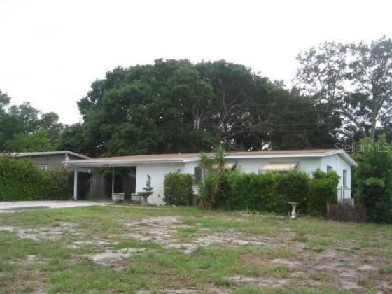 1232 PINEVIEW AVENUE, CLEARWATER, Florida 33756, 3 Bedrooms Bedrooms, ,1 BathroomBathrooms,Residential,For Sale,PINEVIEW,MFRU8246893