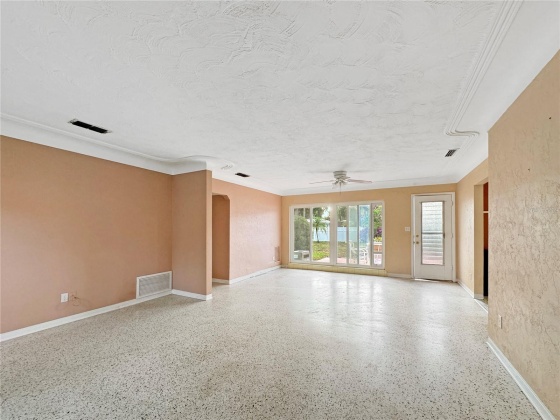 3231 31ST STREET, SAINT PETERSBURG, Florida 33713, 2 Bedrooms Bedrooms, ,1 BathroomBathrooms,Residential,For Sale,31ST,MFRU8246165