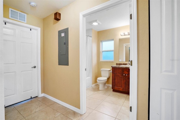 1922 MELROSE AVENUE, SAINT PETERSBURG, Florida 33712, 3 Bedrooms Bedrooms, ,2 BathroomsBathrooms,Residential,For Sale,MELROSE,MFRU8246903