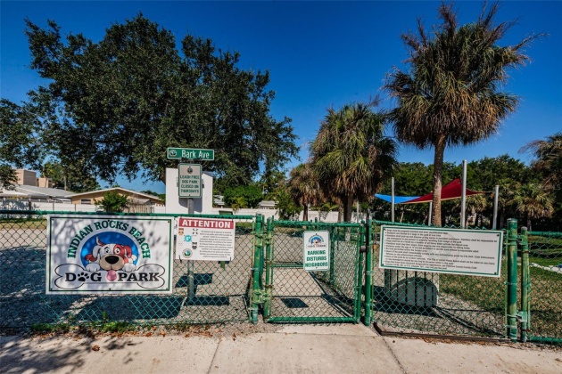 2608 BAY BOULEVARD, INDIAN ROCKS BEACH, Florida 33785, 3 Bedrooms Bedrooms, ,2 BathroomsBathrooms,Residential,For Sale,BAY,MFRU8246923