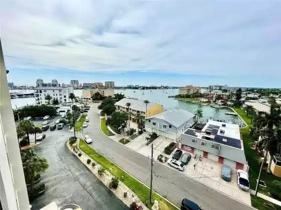 255 DOLPHIN POINT, CLEARWATER, Florida 33767, 1 Bedroom Bedrooms, ,1 BathroomBathrooms,Residential,For Sale,DOLPHIN,MFRU8246959
