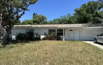 1609 CLEARVIEW AVENUE, CLEARWATER, Florida 33756, 3 Bedrooms Bedrooms, ,2 BathroomsBathrooms,Residential,For Sale,CLEARVIEW,MFRT3533920