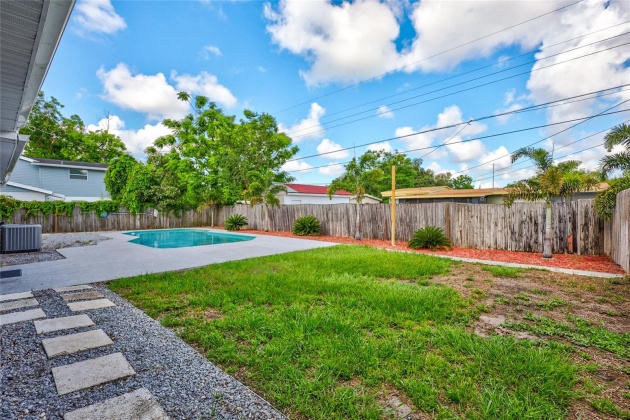 8762 PELICAN LANE, SEMINOLE, Florida 33777, 3 Bedrooms Bedrooms, ,2 BathroomsBathrooms,Residential,For Sale,PELICAN,MFRU8243489