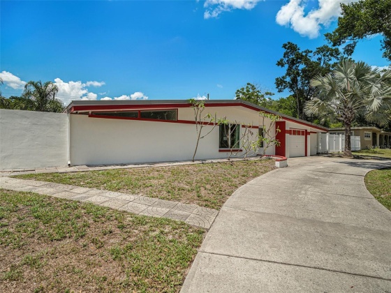 206 DRUID HILLS ROAD, TEMPLE TERRACE, Florida 33617, 3 Bedrooms Bedrooms, ,2 BathroomsBathrooms,Residential,For Sale,DRUID HILLS,MFRT3534724