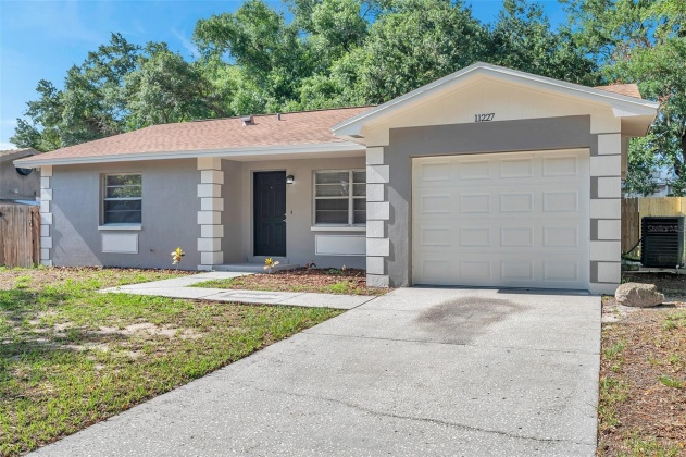 11227 TAFT LANE, SEFFNER, Florida 33584, 3 Bedrooms Bedrooms, ,1 BathroomBathrooms,Residential,For Sale,TAFT,MFRT3534810