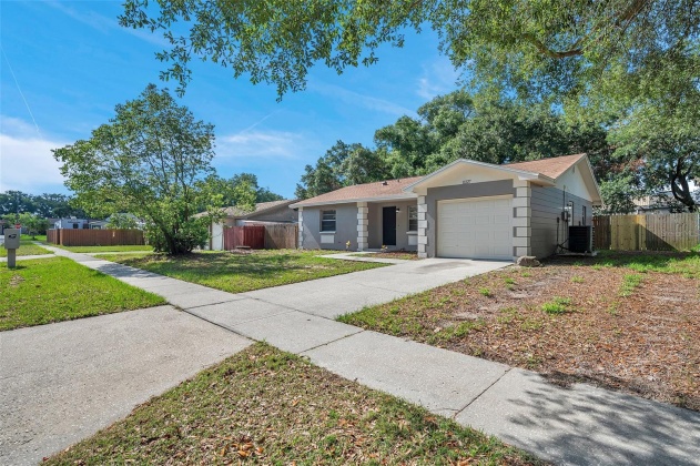 11227 TAFT LANE, SEFFNER, Florida 33584, 3 Bedrooms Bedrooms, ,1 BathroomBathrooms,Residential,For Sale,TAFT,MFRT3534810